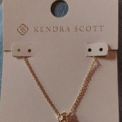 Kendra Scott Lydia Pendant necklace