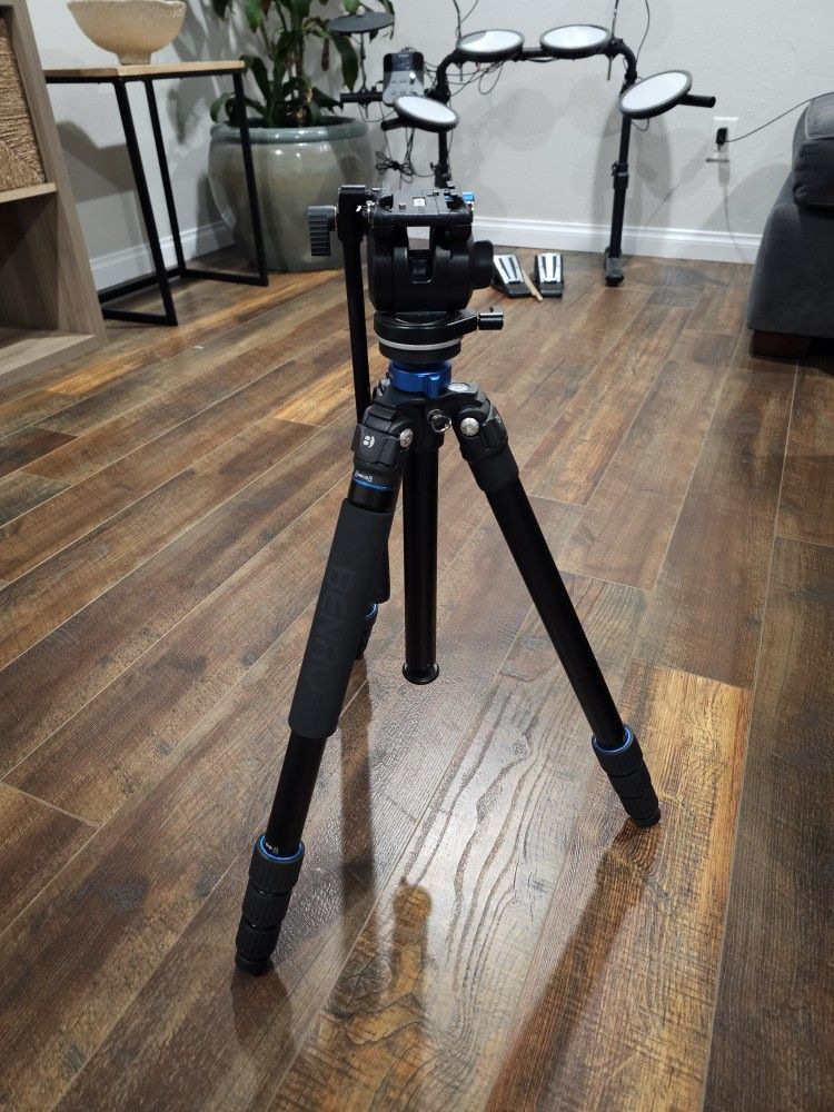 Video Camera Tripod