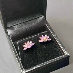 Arouras Heart- 10KT Rose Gold Stud Earrings