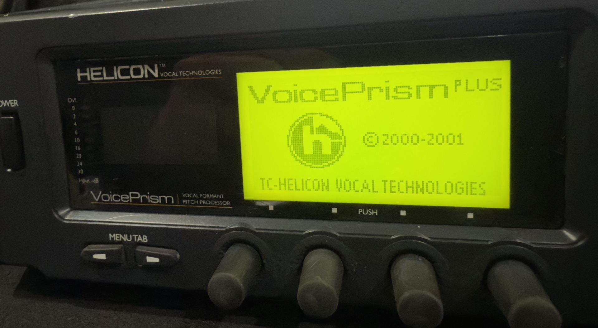 TC-Helicon VoicePrism with Voice craft card 