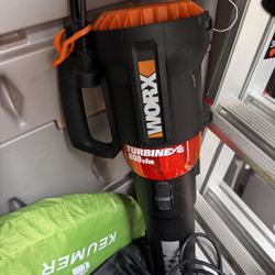 Worx 800 CFM Leaf Blower (wired)