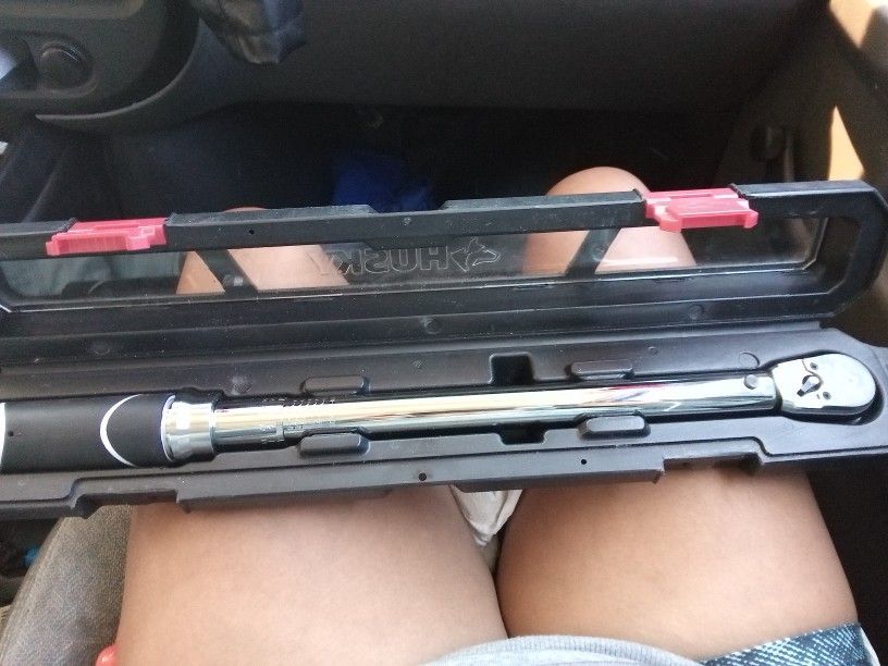 Husky 3/8 " Drive Torque Wrench