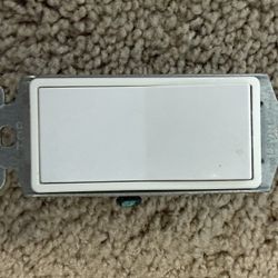 15-Amp 3-Way Decorator/Rocker Light Switch