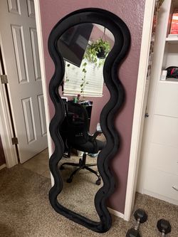 Full length wavy mirror 63x24