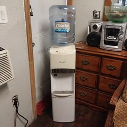 PRIMO    🔥  Hot  &  Cold   🥶                                                 Water  Dispenser  💧