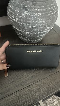 Michael Kors Leather Wallet