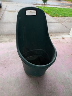Large Green Plastic Garden Tub with Handle