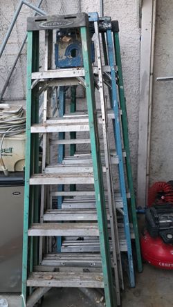 ​Lot of 4 Step Ladders (Werner, Fiberglass & Aluminum) – $180