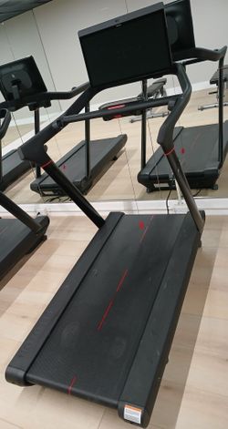 2025 Peloton Tread PLTN-TTR01 – Excellent Condition, Low Usage - Concord, CA