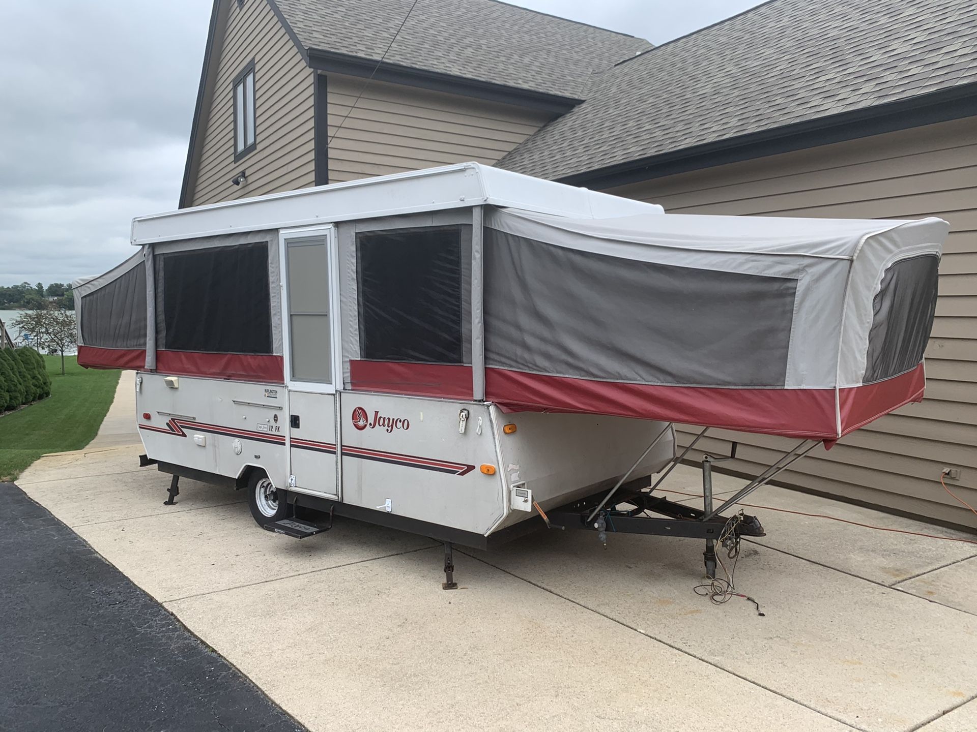 *RENOVATED* Jayco 12FC