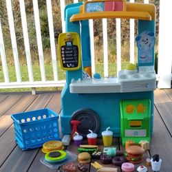 Fisher-Price Fun Food Truck Electronic Toddler Activity Center