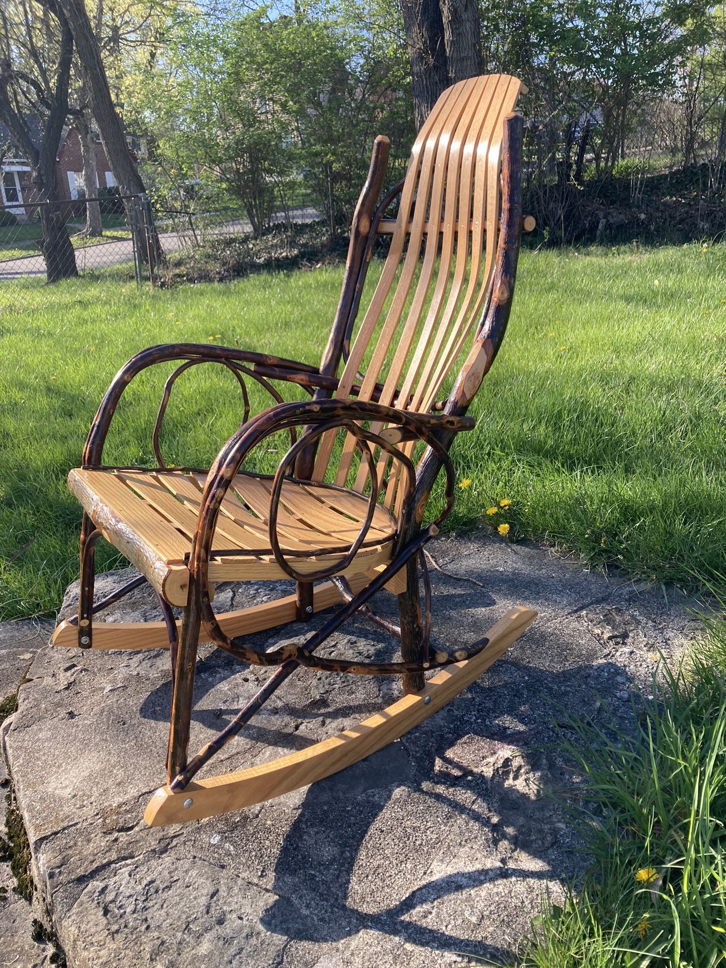 Heavy Base Custom Made Amish Rocking Chair for Sale in Dayton, OH - OfferUp
