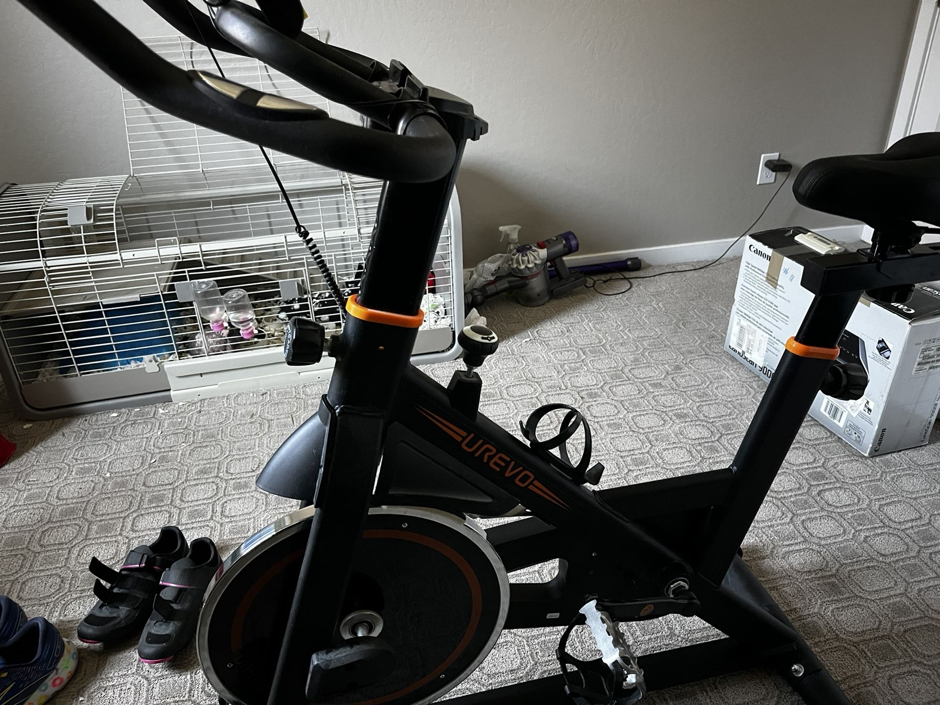 Urevo Stationary Bike