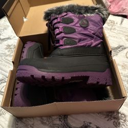 Girl’s Snow Boots 