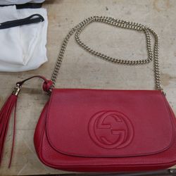 Gucci red crossbody bag with chain 10x 6.5 x 2 with dust bag. very good condition.  