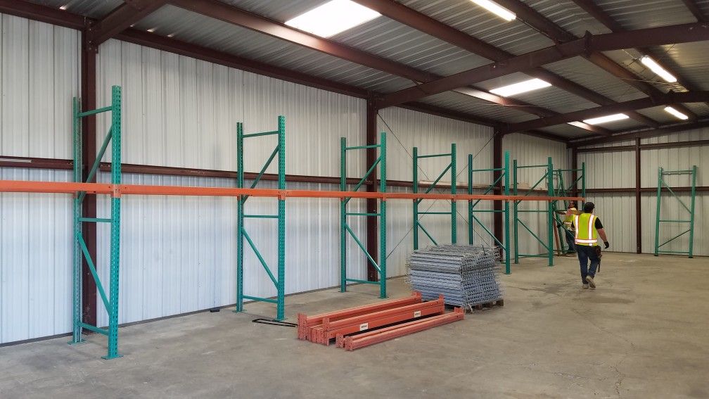 Racho Rack Racks pallet racks industrial racks warehouse racks for Sale in Rancho ...