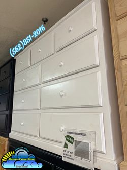 White nine drawer pinewood chest cajonera Comoda de Pino Nuevo new