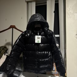 BRAND NEW Moncler Maya Down Jacket Size Medium And Large 