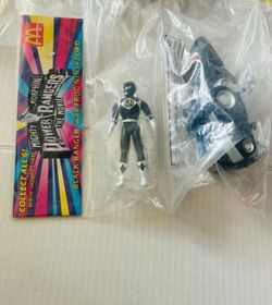 Mighty Morphin Power Ranger Black power ranger