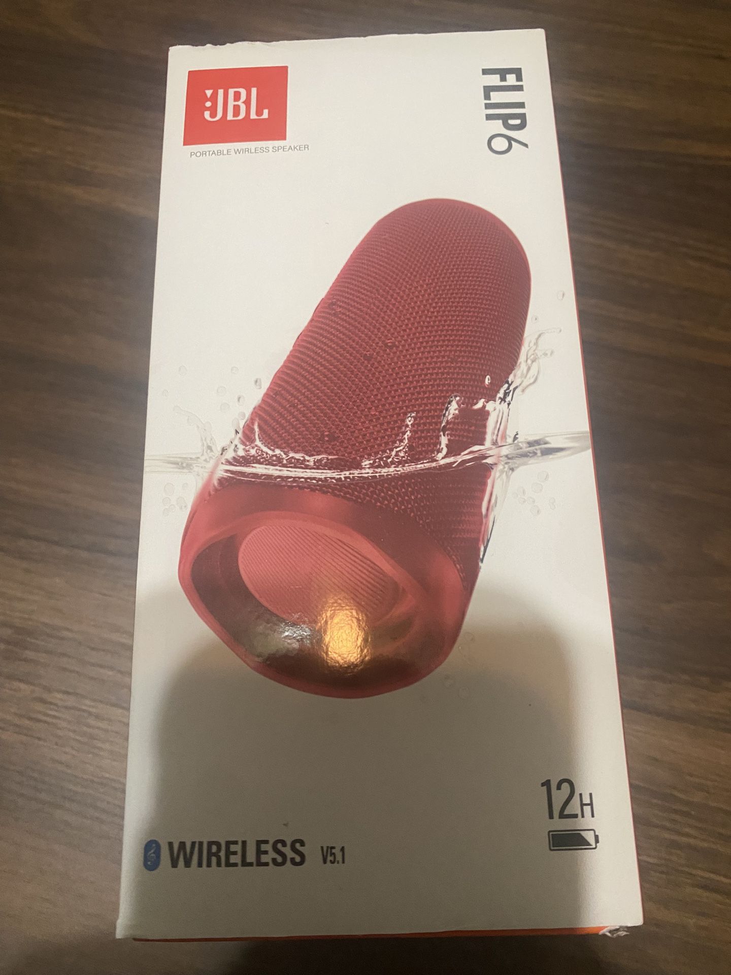 JBL FLIP 6 Bluetooth Speaker