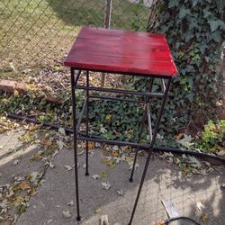 ? Plant Stand 