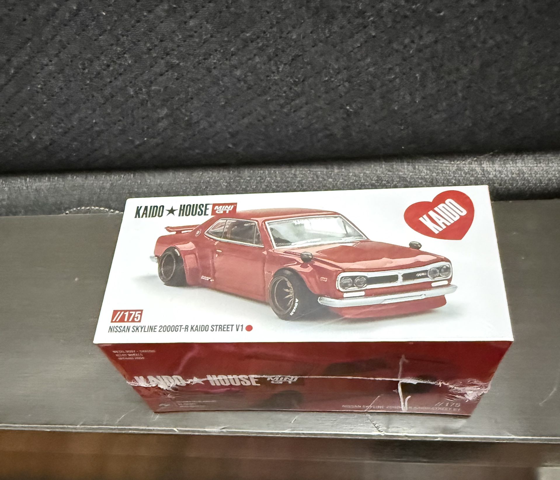 Kaido House x MINI GT 1:64 Skyline 2000GT-R