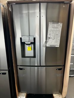 NEW IN BOX LG FRENCH STYLE REFRIGERATOR STAINLESS STEEL