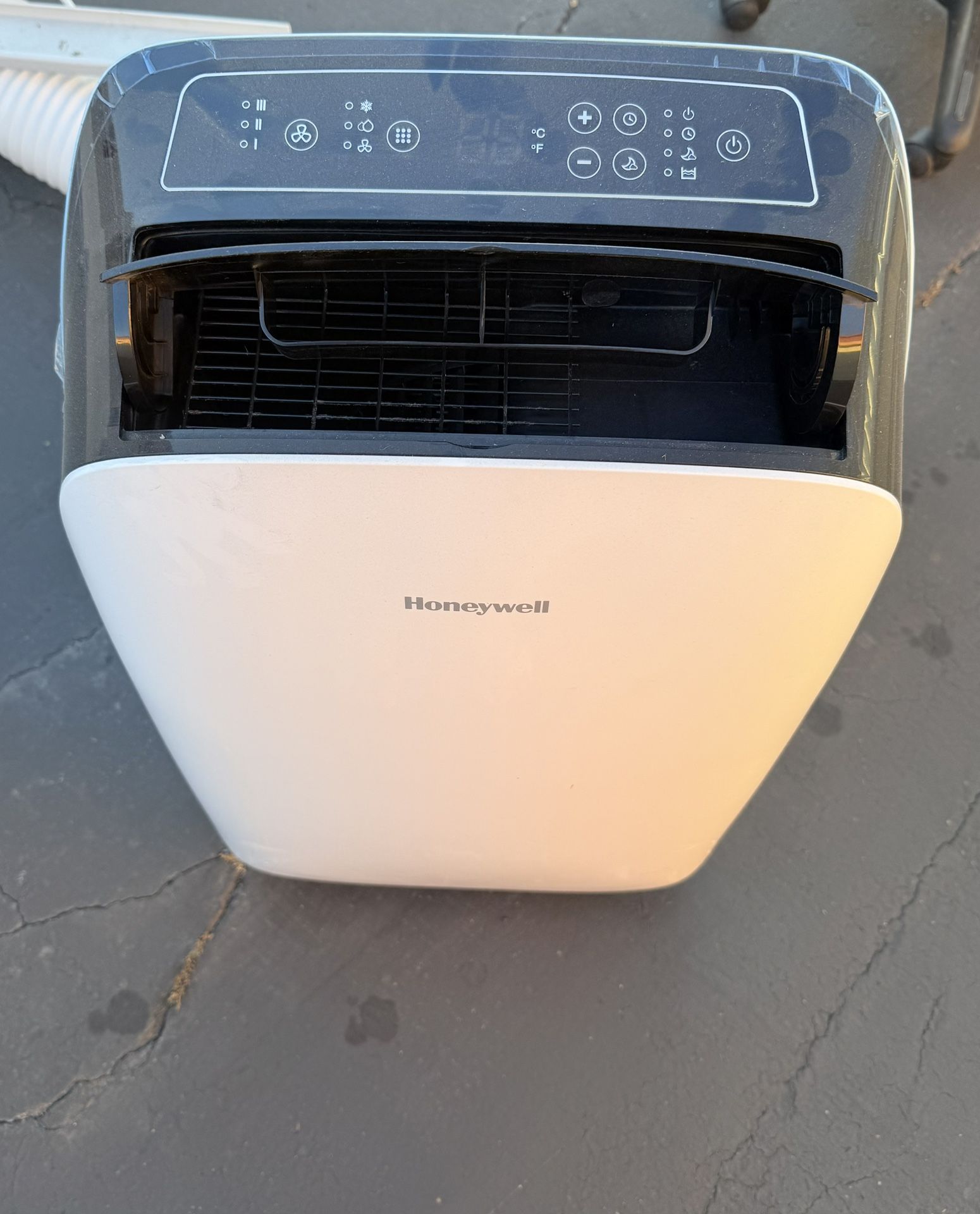 Honeywell Portable AC