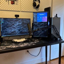 Gaming PC Setup COMPLETE