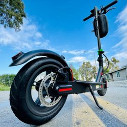 Electric scooter