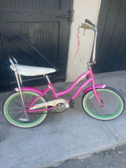Vintage swchinn girls bike