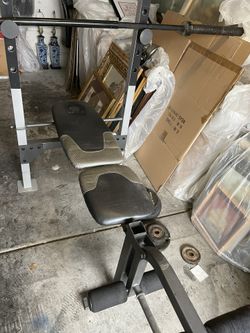 Gold's gym xr 7.9 bench hotsell