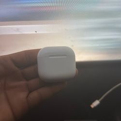 AirPods 4 