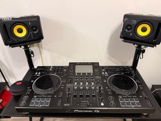 Pioneer XDJ-XZ + 2 KRK Rokit 5 + Headliner Case