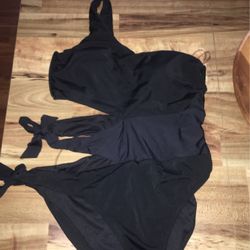 BATHING SUIT