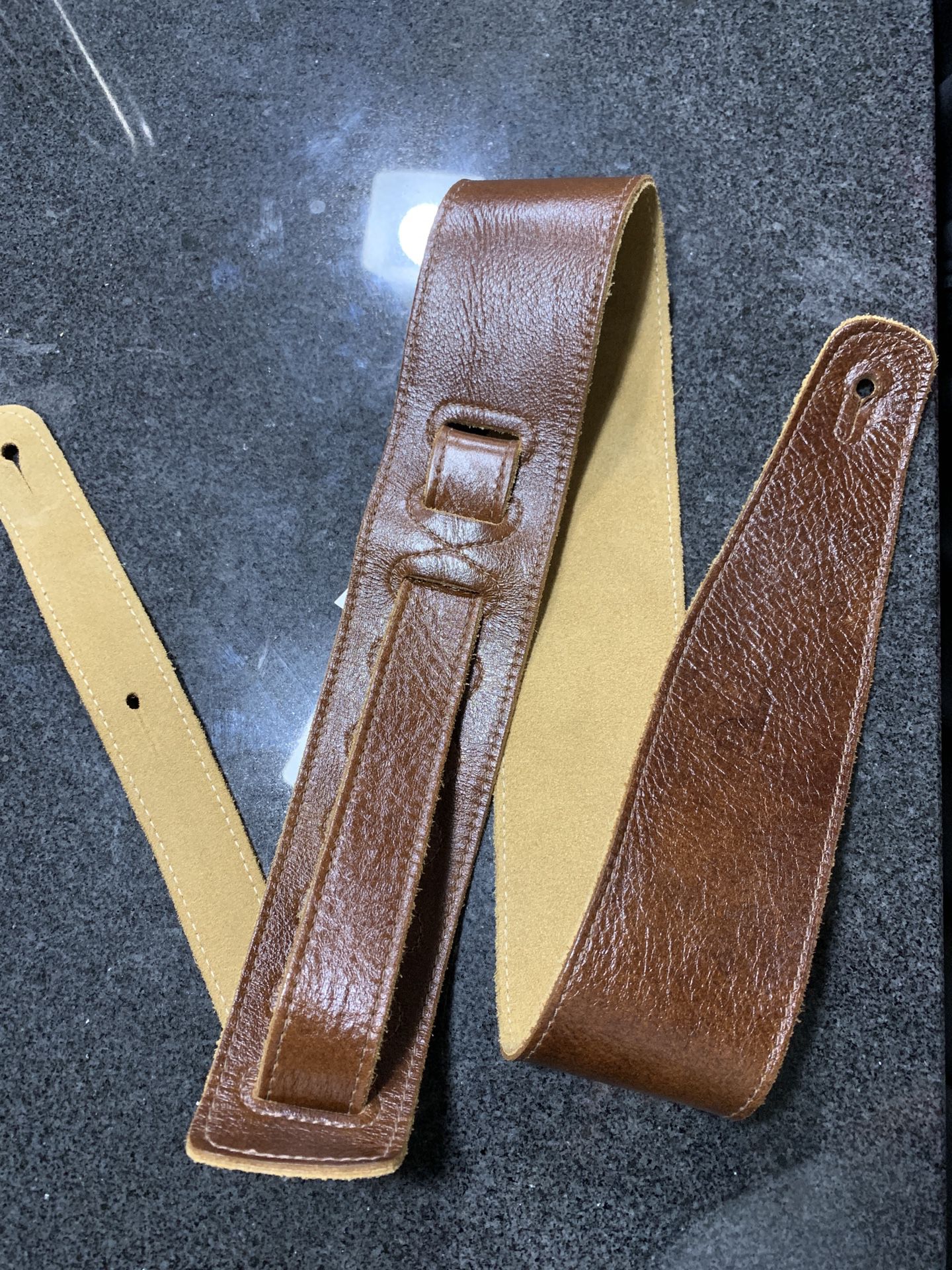 Leather Guitar / Bass Strap