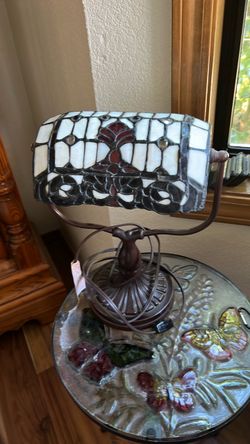 Tiffany-Style Stained Glass Banker's Desk Lamp