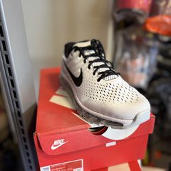 Nike Air Max 2017