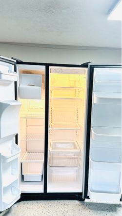 Frigidaire Side-by-Side Refrigerator