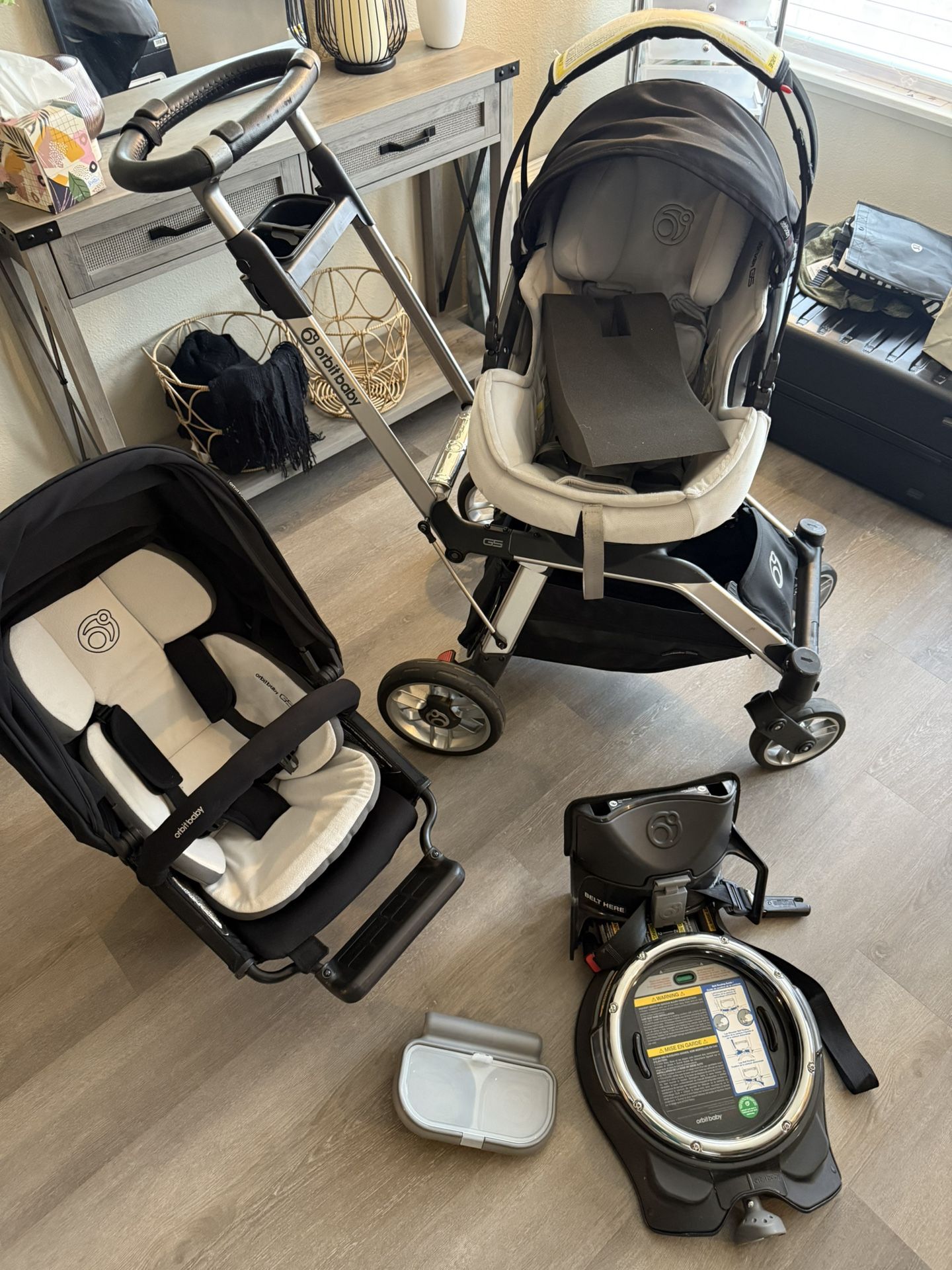 Orbit Baby G5 Stroll & Ride Travel System