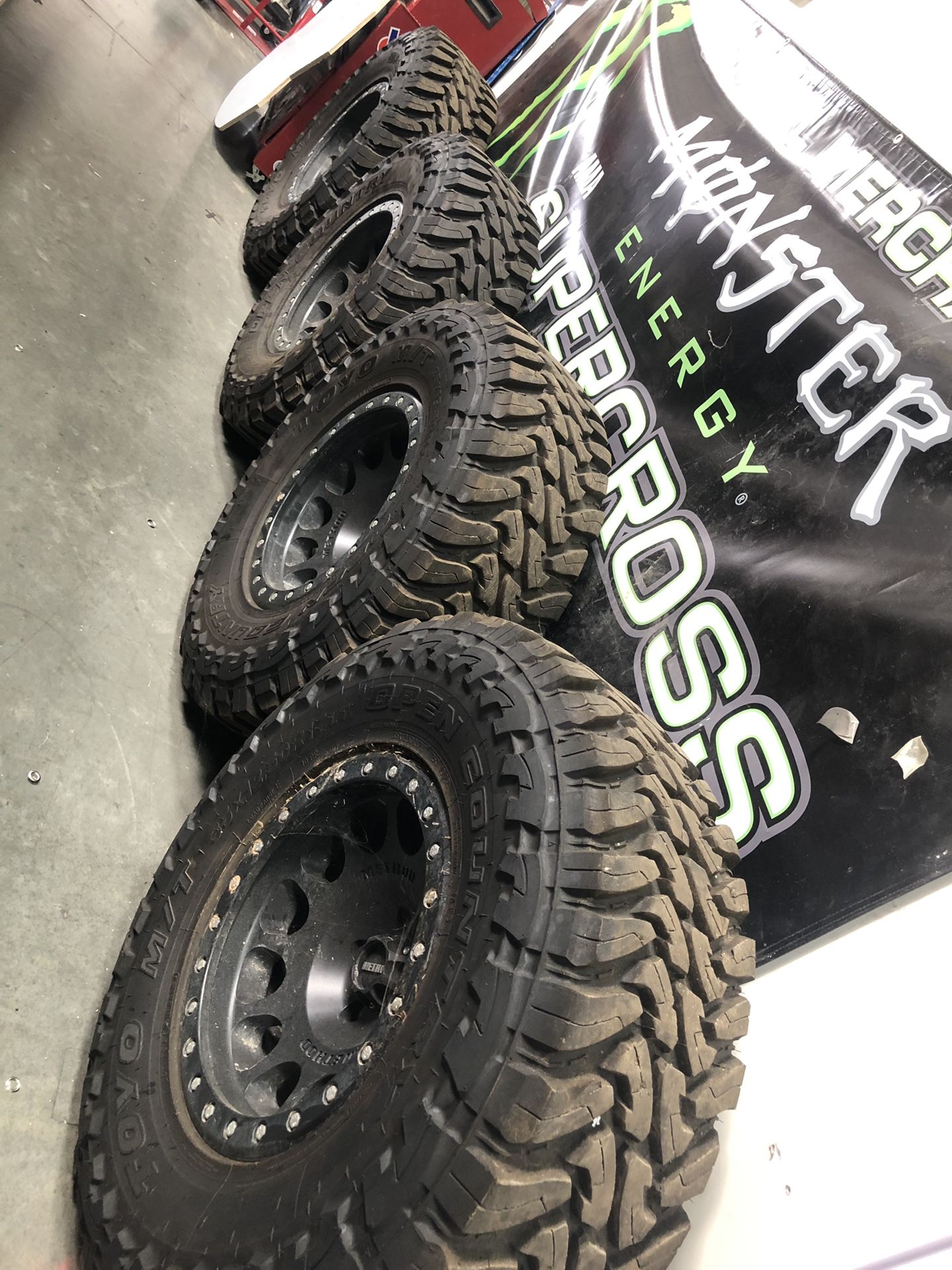 35x12.5x17 Toyo open country MT tires on method 105 bead lock wheels