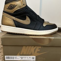 DS JORDAN 1 HIGH METALLIC GOLD