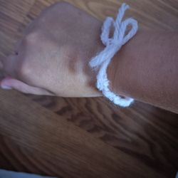 Bow Braclet