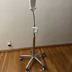 Tablet Stand - iPad And Other Table Compatible