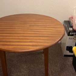 Round Kitchen Table Drop Leaf. 