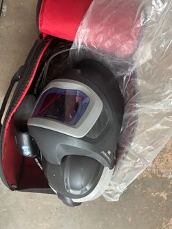 3M Speedglas Auto-Darkening Welding Helmet