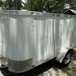 4x8 Enclosed Trailer 