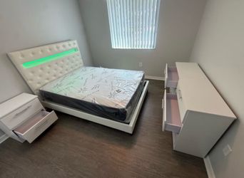 Bedroom set - Juego de cuarto