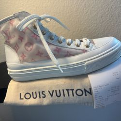 Louis Vuitton Sneakers