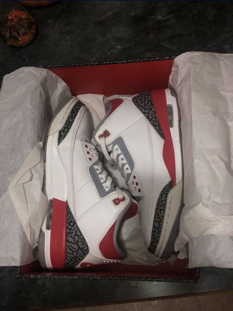 Jordan 3 Retro Fire Red (2022)